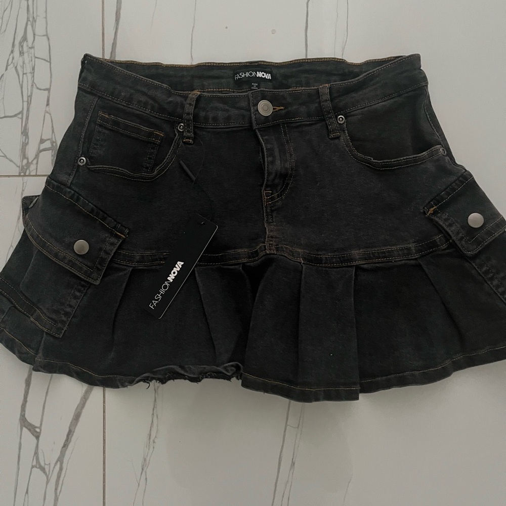 Fashion Nova Dark Wash Skater Skirt